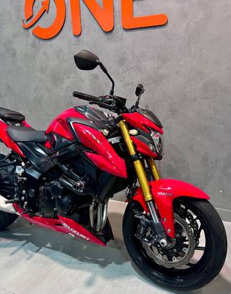 SUZUKI GSX-S750A 